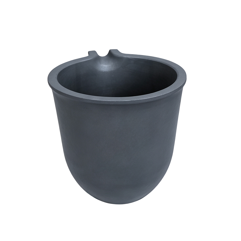 spout-equipped crucible